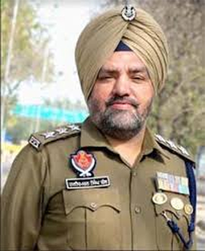 Punjab PPS officers donate two days' salary for flood victims.